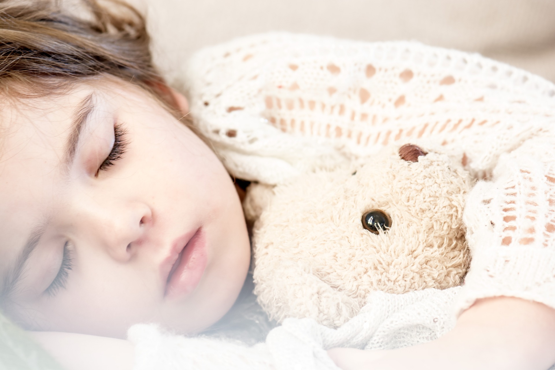 How to Transition Your Child from Co-Sleeping to Sleeping Alone 