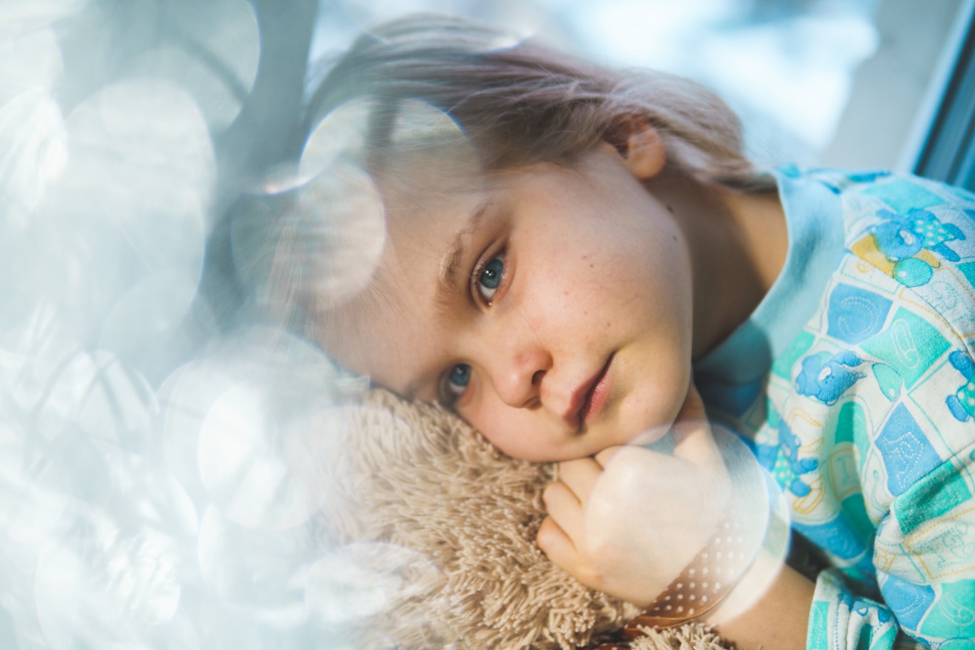 Cómo Ayudar a un Niño Pequeño con Tos